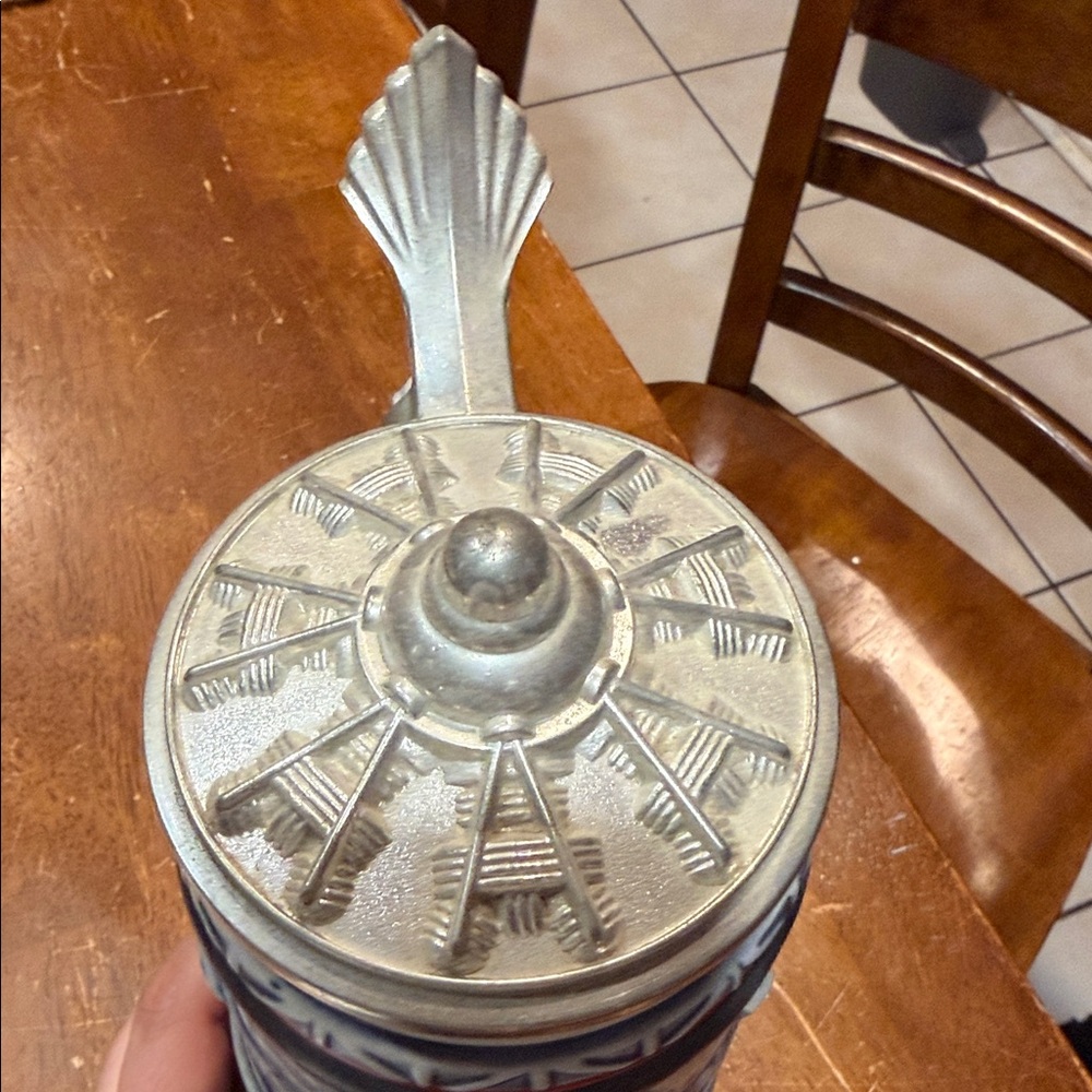 Avon Handcrafted Ceramic Base - Picture 3 of 4